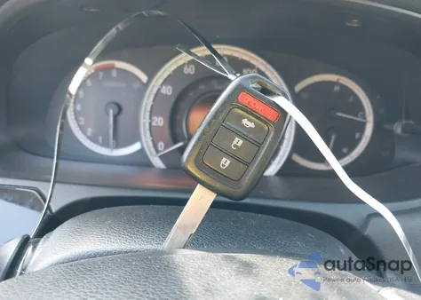 2017 Honda Accord Lx z USA, uszkodzony, nr VIN 1HGCR2F3XHA078647